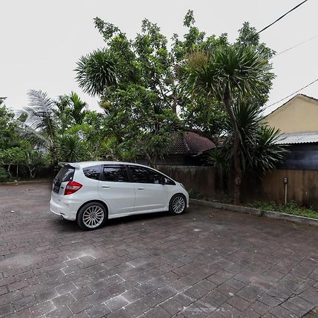 Urbanview Hotel Wg Jimbaran Bali อูงาซัน ภายนอก รูปภาพ