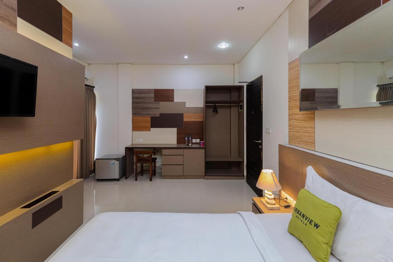 Urbanview Hotel Wg Jimbaran Bali อูงาซัน ภายนอก รูปภาพ